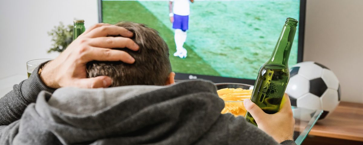 Dlaczego ludzie płacą za oglądanie sportu w telewizji?